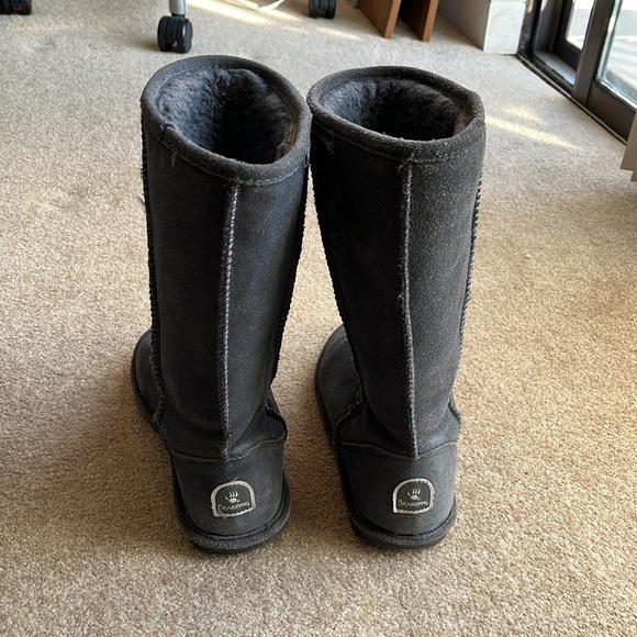 Gray BearPaw Boots - Eva Tall size 9 - Picture 3 of 6